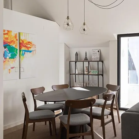 Guestready - Spacious Flat In Bairro Alto شقة