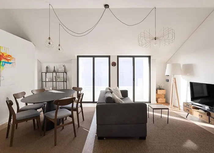 Guestready - Spacious Flat In Bairro Alto *