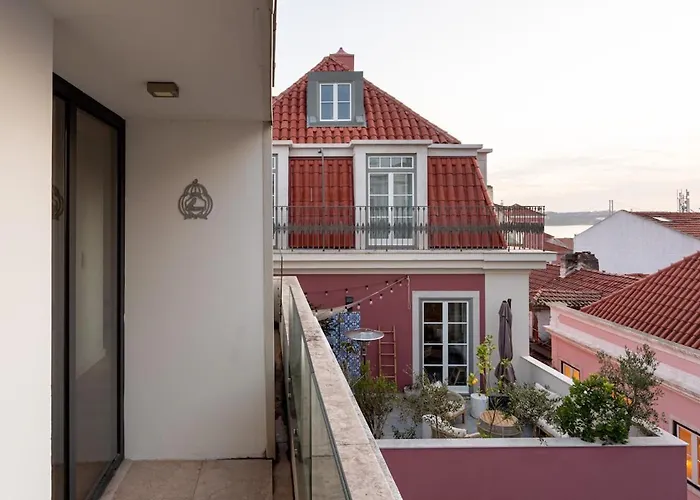 Guestready - Spacious Flat In Bairro Alto Lisboa