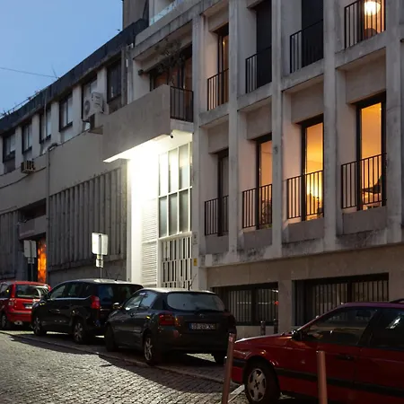 Joivy Bairro Alto 2-br With Large Terrace Lisbon