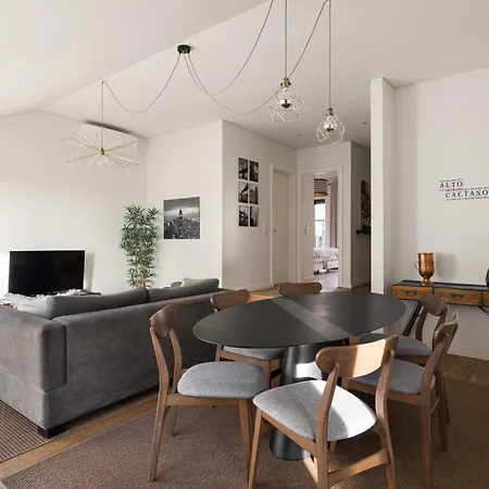 Apartment Joivy Bairro Alto 2-br With Large Terrace *