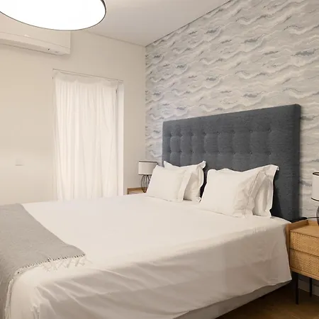 Joivy Bairro Alto 2-br With Large Terrace