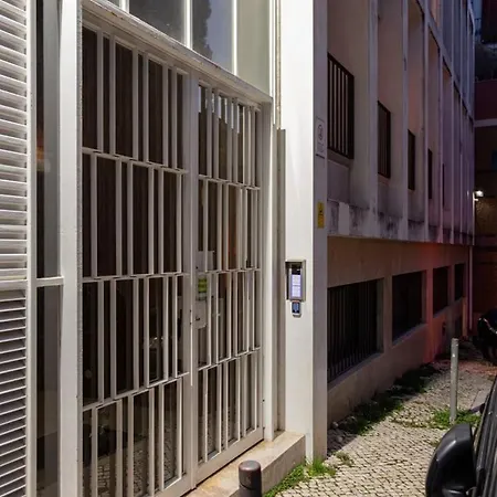 Guestready - Spacious Flat In Bairro Alto