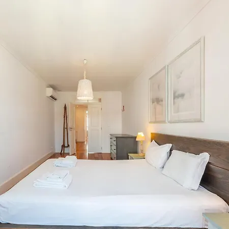 Apartment Guestready - Spacious Flat In Bairro Alto Lisbon