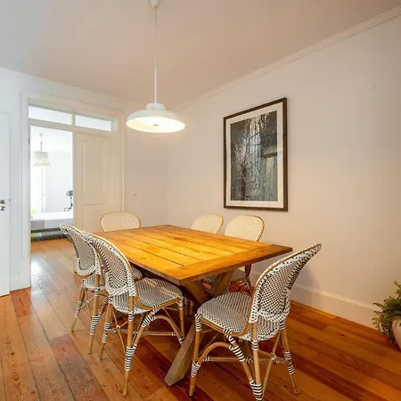 Guestready - Spacious Flat In Bairro Alto *
