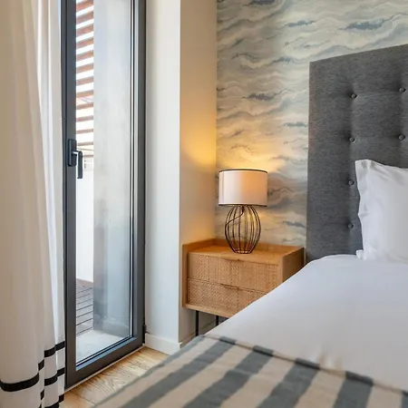 Guestready - Spacious Flat In Bairro Alto Lisbon
