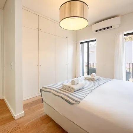 Guestready - Spacious Flat In Bairro Alto Apartment Lisbon
