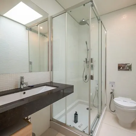 Guestready - Spacious Flat In Bairro Alto * Lisbon